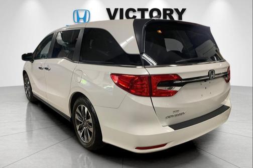 Sonic Gray Pearl 2023 Honda Odyssey Sport