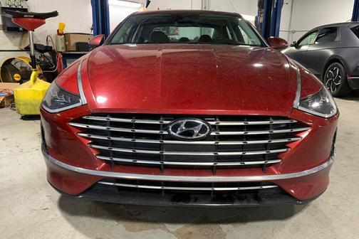 2023 Hyundai SONATA Hybrid SE