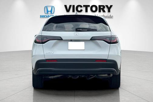 Platinum 2026 Honda HR-V LX