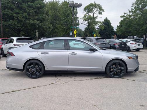 2025 Honda Accord Hybrid Base