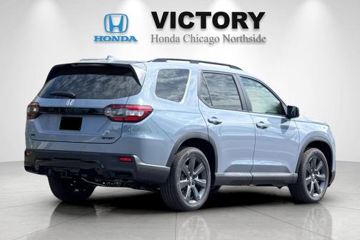 Sonic Gray Pearl 2026 Honda Pilot Sport