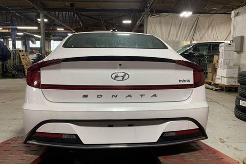 2023 Hyundai SONATA Hybrid SE