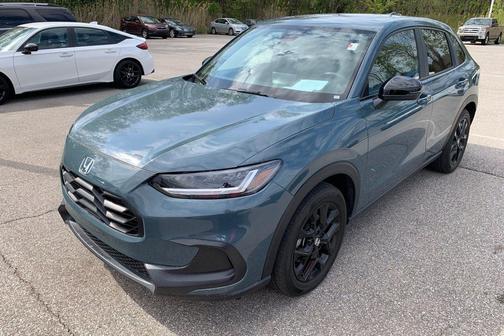 Nordic Forest Pearl 2024 Honda HR-V Sport