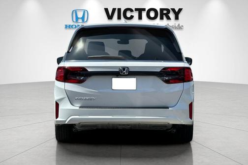 Platinum 2026 Honda Odyssey EX-L