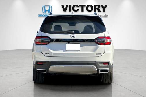 2026 Honda Pilot Touring 8-Passenger