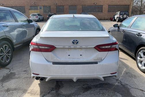 2024 Toyota Camry Hybrid SE