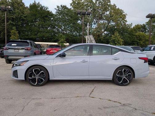 2024 Nissan Altima SR FWD