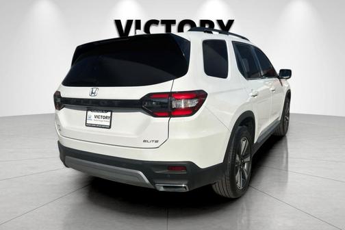 2023 Honda Pilot AWD Elite