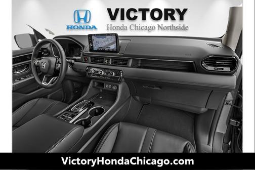 2025 Honda Pilot Touring 8-Passenger