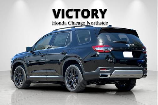 2025 Honda Pilot Touring 8-Passenger
