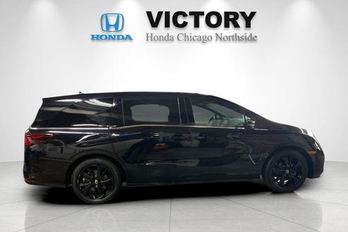 Crystal Black Pearl 2023 Honda Odyssey EX-L