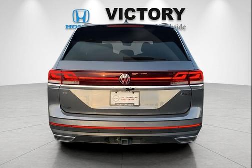 2025 Volkswagen Atlas 2.0T SE w/Technology 4MOTION