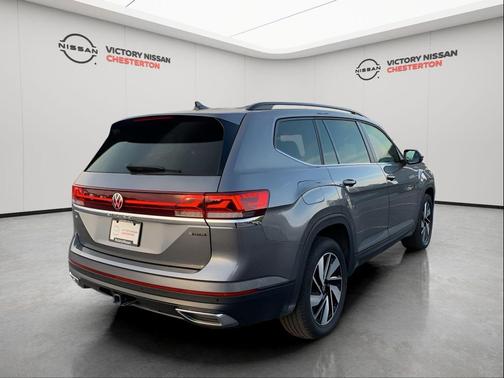 2025 Volkswagen Atlas 2.0T SE w/Technology 4MOTION