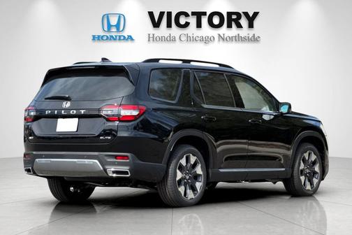 Crystal Black Pearl 2026 Honda Pilot Elite