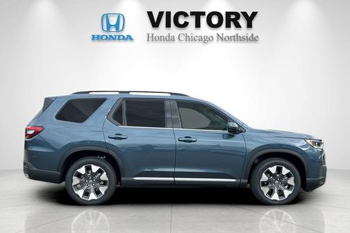 Smoke 2026 Honda Pilot Touring 8-Passenger