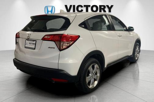 White Orchid Pearl 2016 Honda HR-V LX