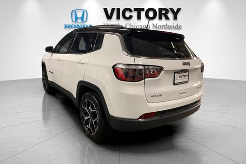 Bright White Clearcoat 2025 Jeep Compass Limited