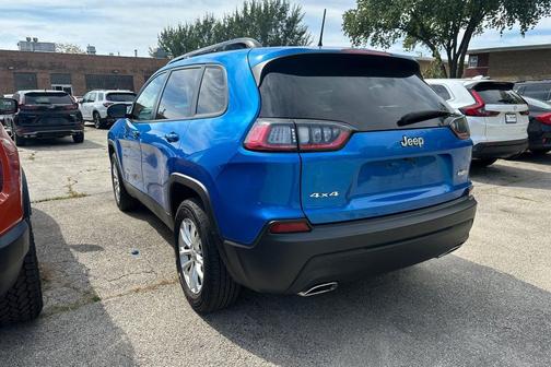 2022 Jeep Cherokee Latitude Lux