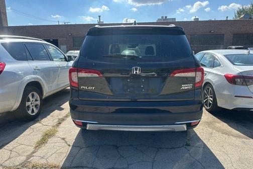2019 Honda Pilot Touring 8-Passenger