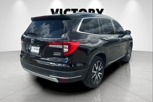 2019 Honda Pilot Touring 8-Passenger