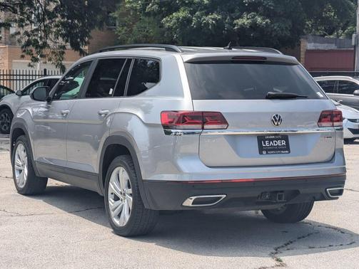 2022 Volkswagen Atlas 3.6L SE w/Technology