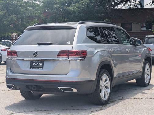 2022 Volkswagen Atlas 3.6L SE w/Technology