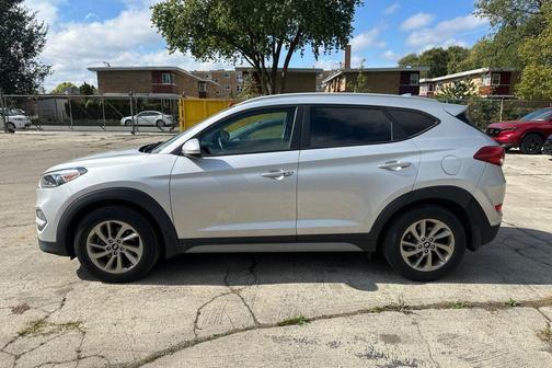 2017 Hyundai TUCSON SE Plus
