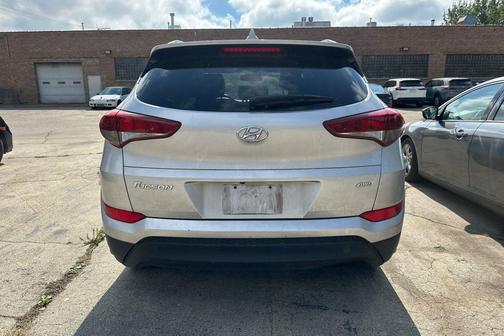 2017 Hyundai TUCSON SE Plus