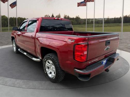 Maroon 2018 Chevrolet Silverado 1500 2LT