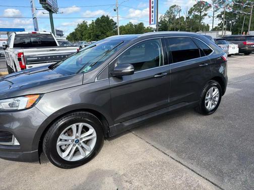 Gray 2019 Ford Edge SEL