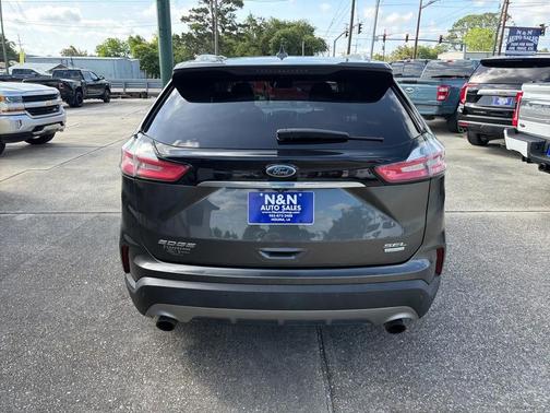 Gray 2019 Ford Edge SEL