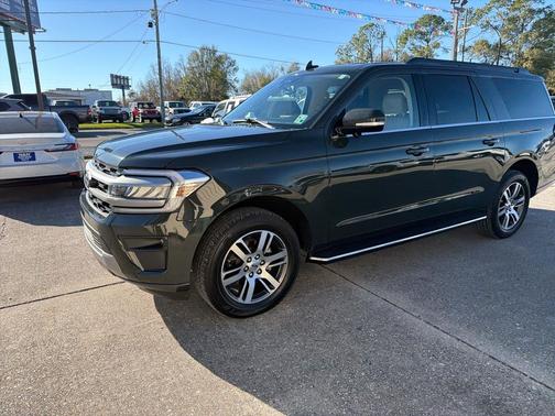 2022 Ford Expedition Max XLT