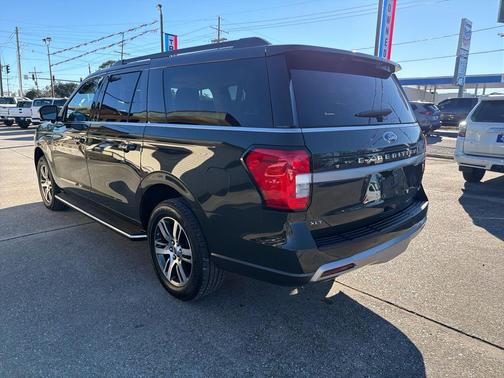 2022 Ford Expedition Max XLT