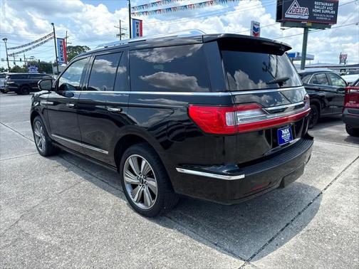 2018 Lincoln Navigator Select