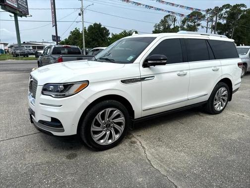 2024 Lincoln Navigator Premiere