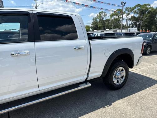 2017 RAM 2500 SLT Crew Cab SWB 2WD