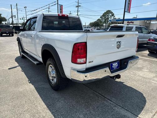 2017 RAM 2500 SLT Crew Cab SWB 2WD