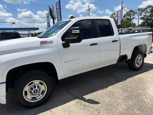 White 2020 Chevrolet Silverado 2500 LT
