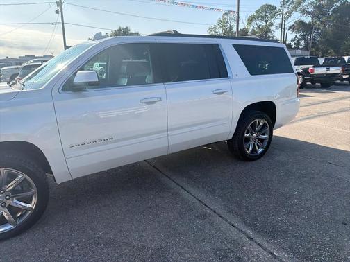 2018 Chevrolet Suburban LT