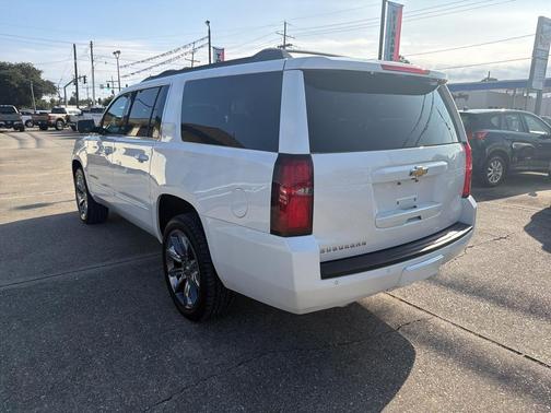 2018 Chevrolet Suburban LT