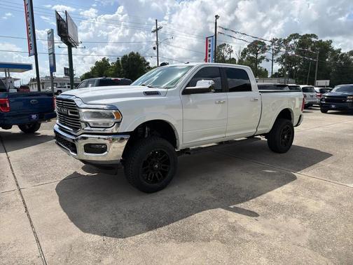 White 2020 RAM 2500 Laramie Crew Cab SWB 4WD