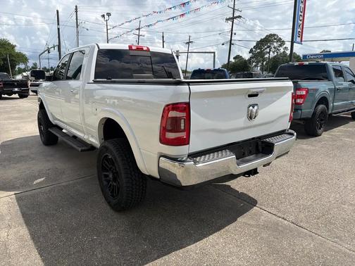 White 2020 RAM 2500 Laramie Crew Cab SWB 4WD