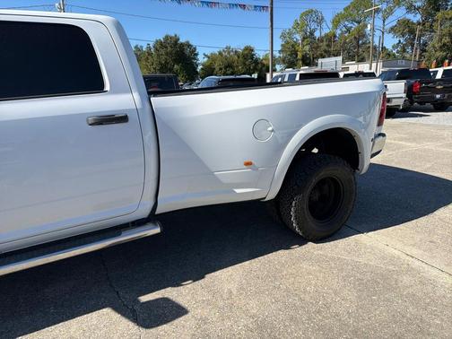 2017 RAM 3500 Tradesman Crew Cab 4WD DRW