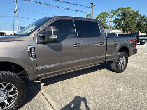2020 Ford F-250 Lariat Crew Cab 4WD