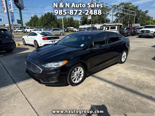 2020 Ford Fusion SE