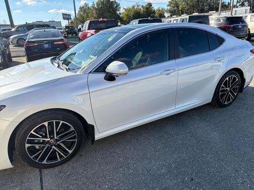 2025 Toyota Camry XLE