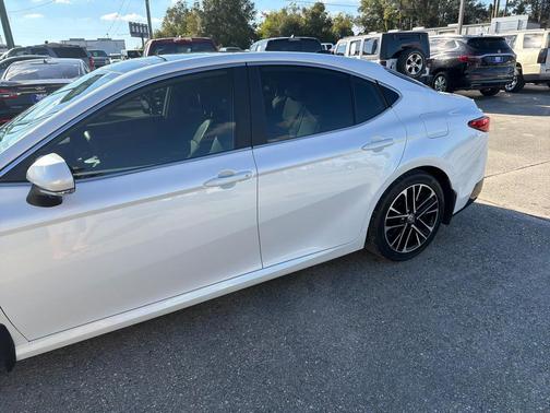 2025 Toyota Camry XLE