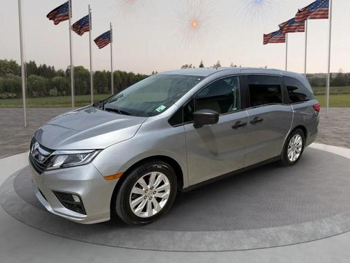 Lunar Silver Metallic 2019 Honda Odyssey LX