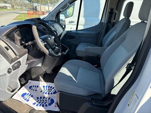 2017 Ford Transit-350 XLT