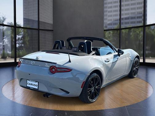 2024 Mazda MX-5 Miata Club